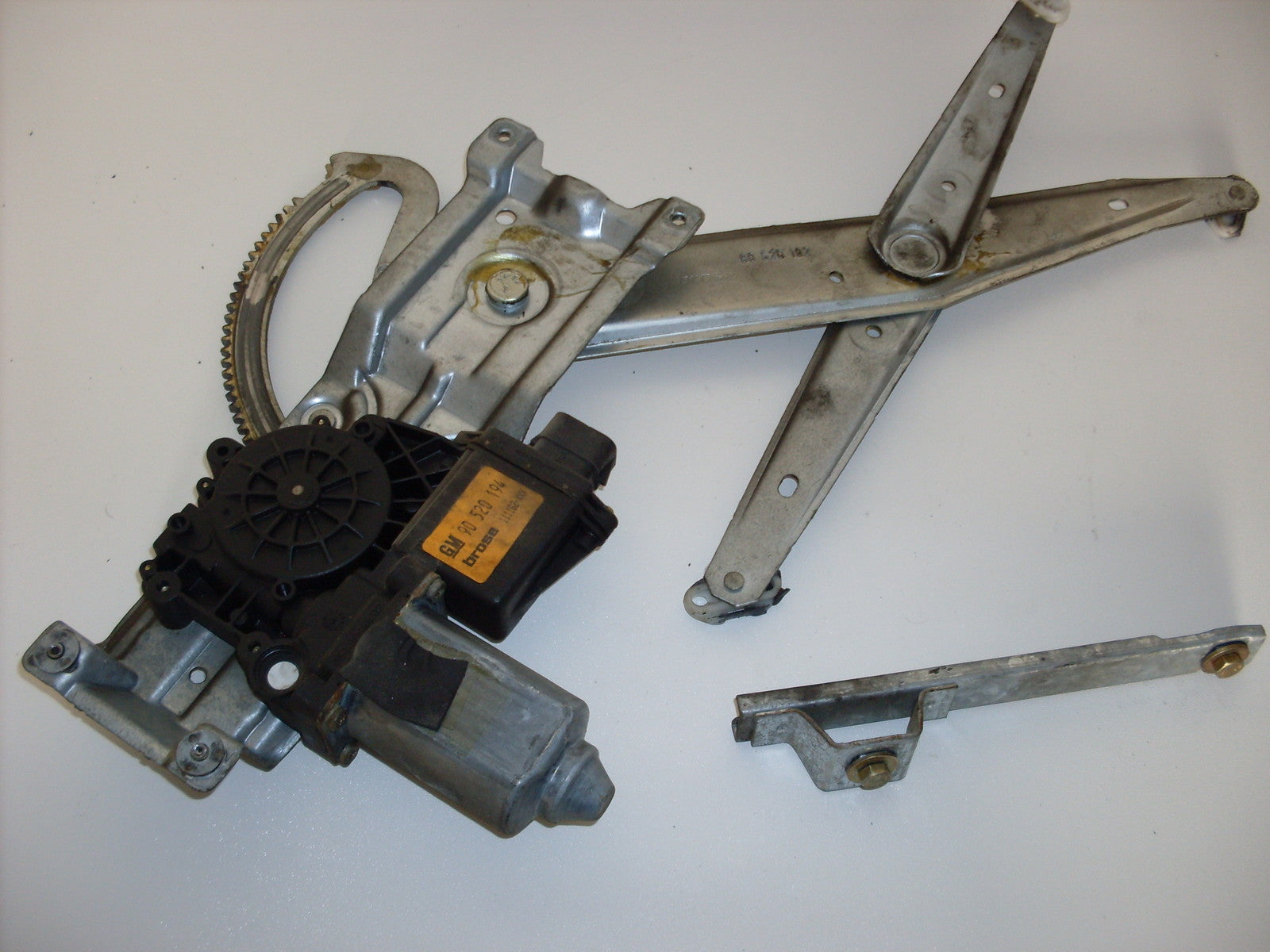 Lève-vitre électrique AVANT DROIT Opel Corsa B 1993-2000 5 portes avec moteur