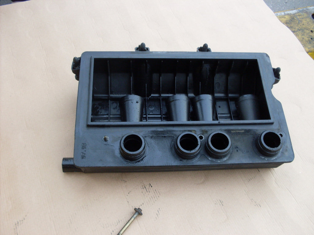 COUVERCLE BOITIER FILTRE A AIR PEUGEOT 106 1.4 D DIESEL TU DIESEL ORIGINE PSA