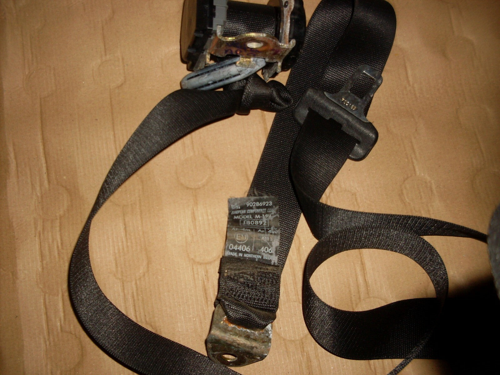 CEINTURE DE SÉCURITÉ ARRIÈRE GAUCHE OPEL VECTRA A 1988-1995 5 PORTES ORIGINE