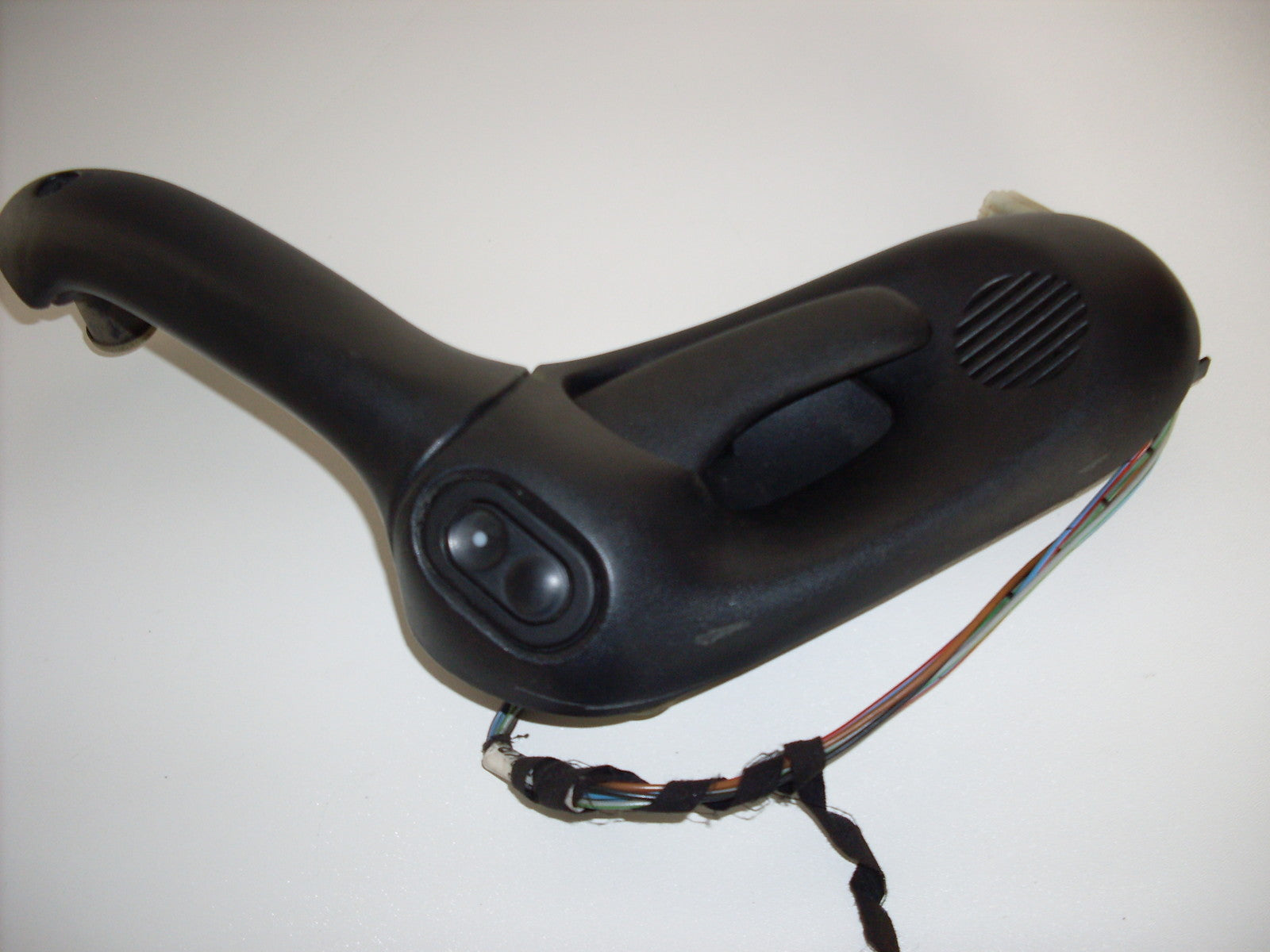 POIGNEE DE PORTE INTERIEURE AVD PASSAGER OPEL CORSA B 1993-2000 GRIS OEM 9038860