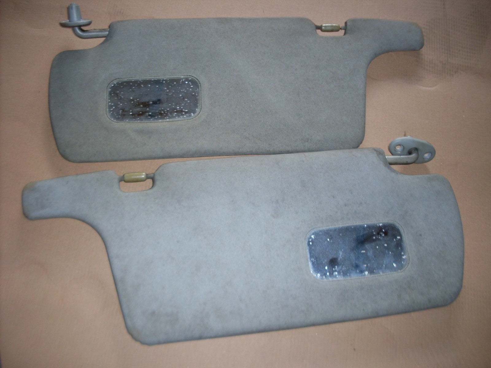 Pare-soleil droit + gauche HONDA CR-V RD1 RD3 1998-2001 OEM origine gris