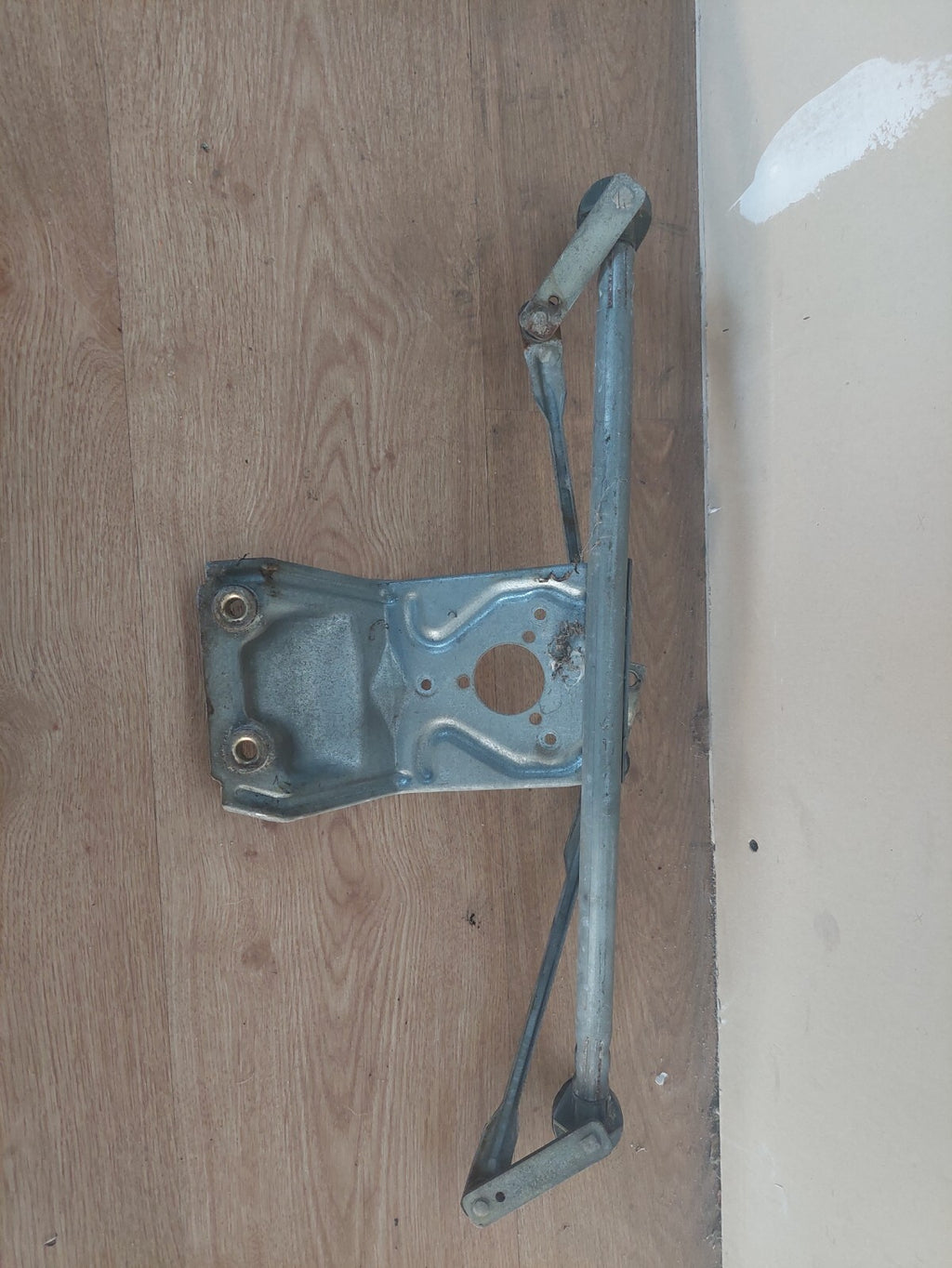 Mécanisme essuie-glace avant FORD FIESTA 1989-1995 tringlerie sans moteur