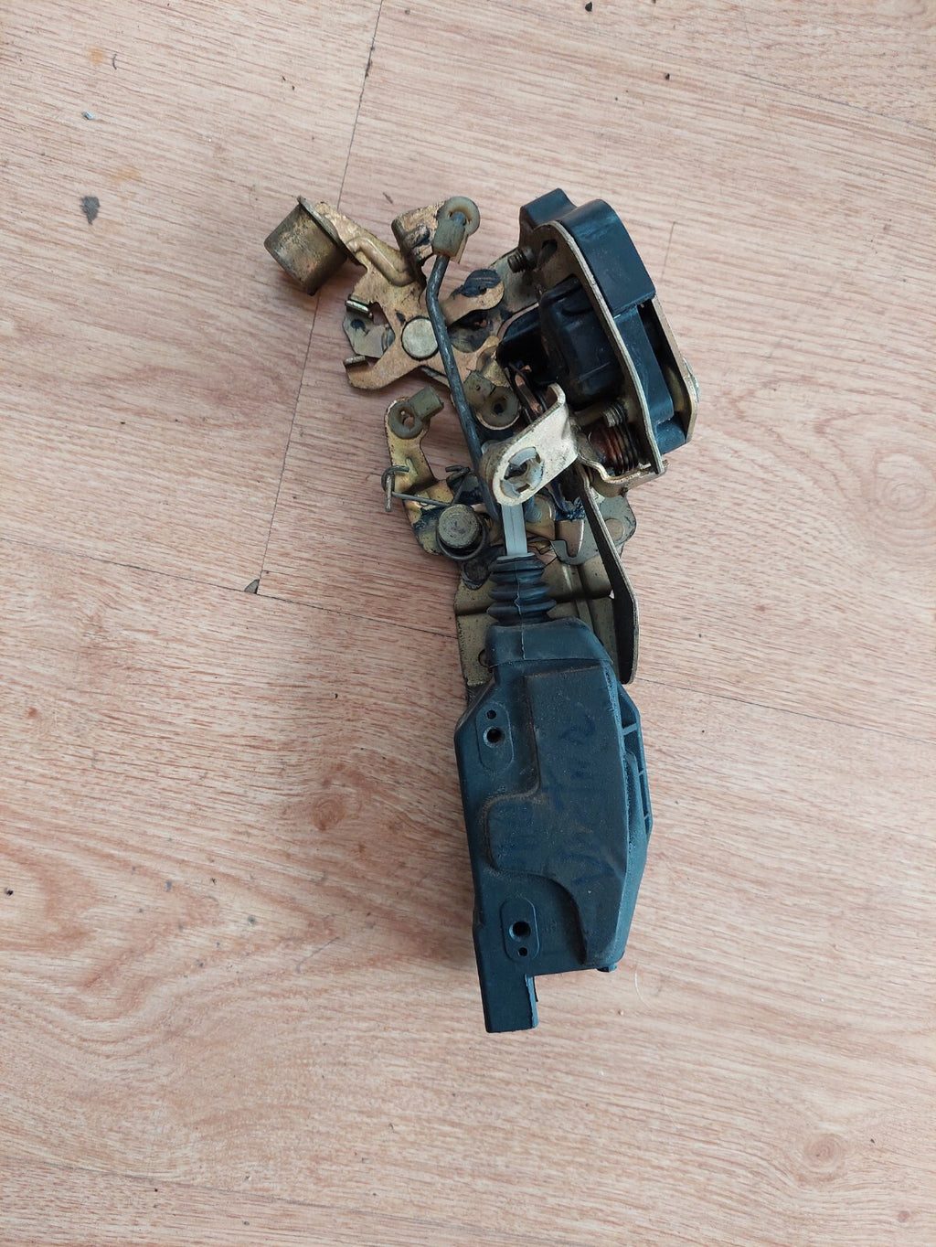 Serrure Porte AR Gauche Opel Vectra A 1988-1995 Centralisation Origine