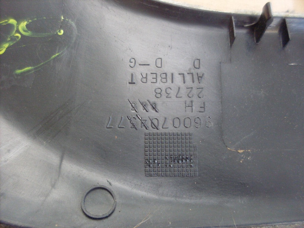 PEUGEOT 605 Console centrale cache latéral intérieur 9600704377 OEM Original