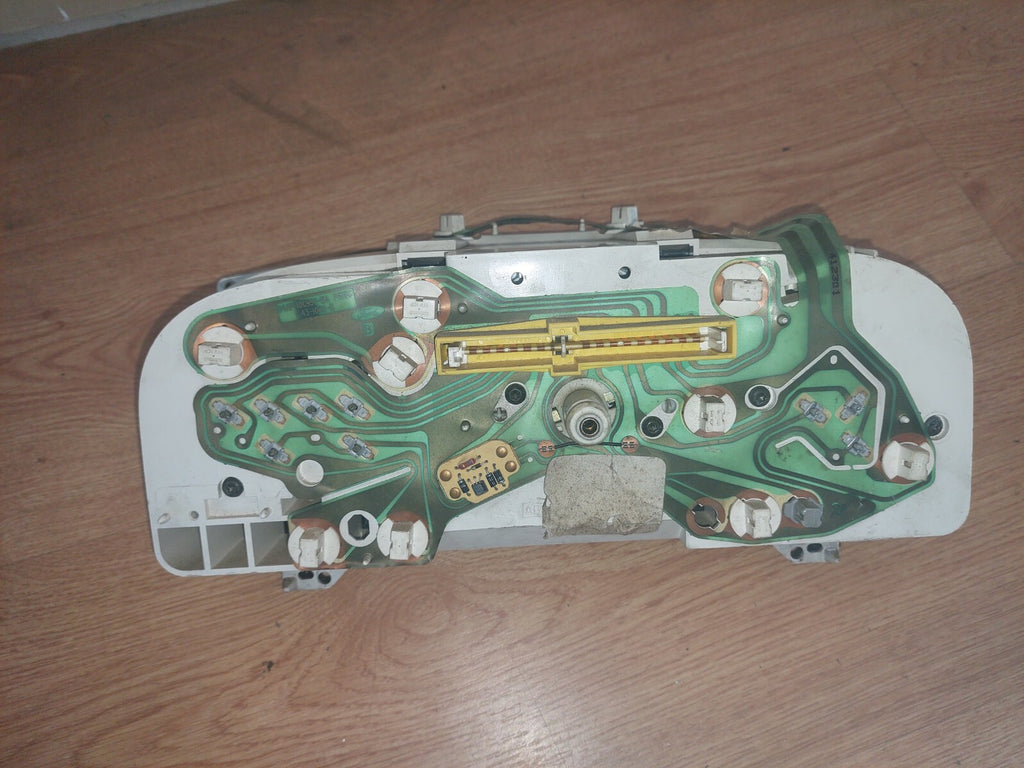 Compteur / Tableau de Bord FORD Escort Mk4 1986-1992 Compte-Tours 240 km/h OEM