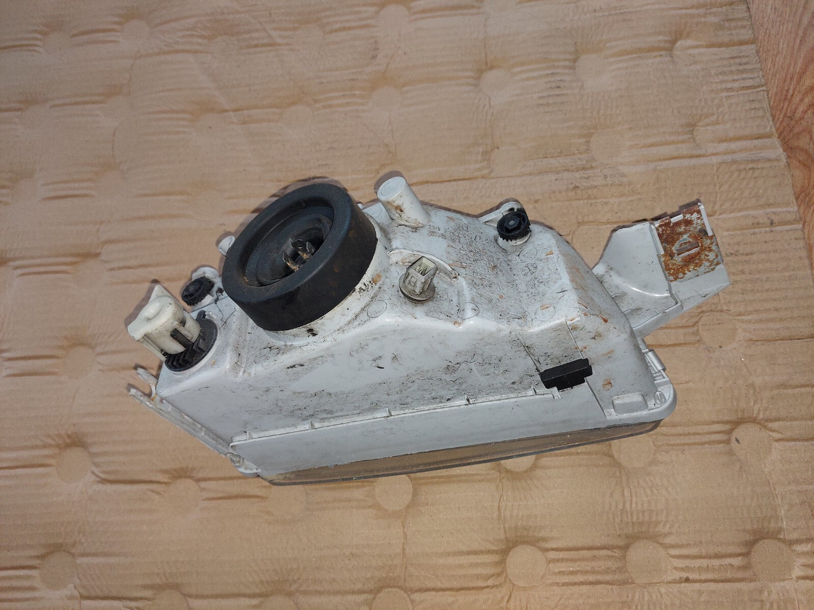 Optique Phare Avant Gauche FIAT Punto I 176A 1993-1999 Réf 0152974