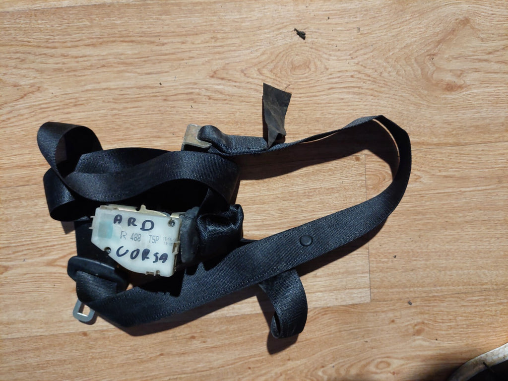 CEINTURE DE SÉCURITÉ ARRIÈRE DROITE OPEL CORSA B 5 PORTES 1996-2000 ORIGINE