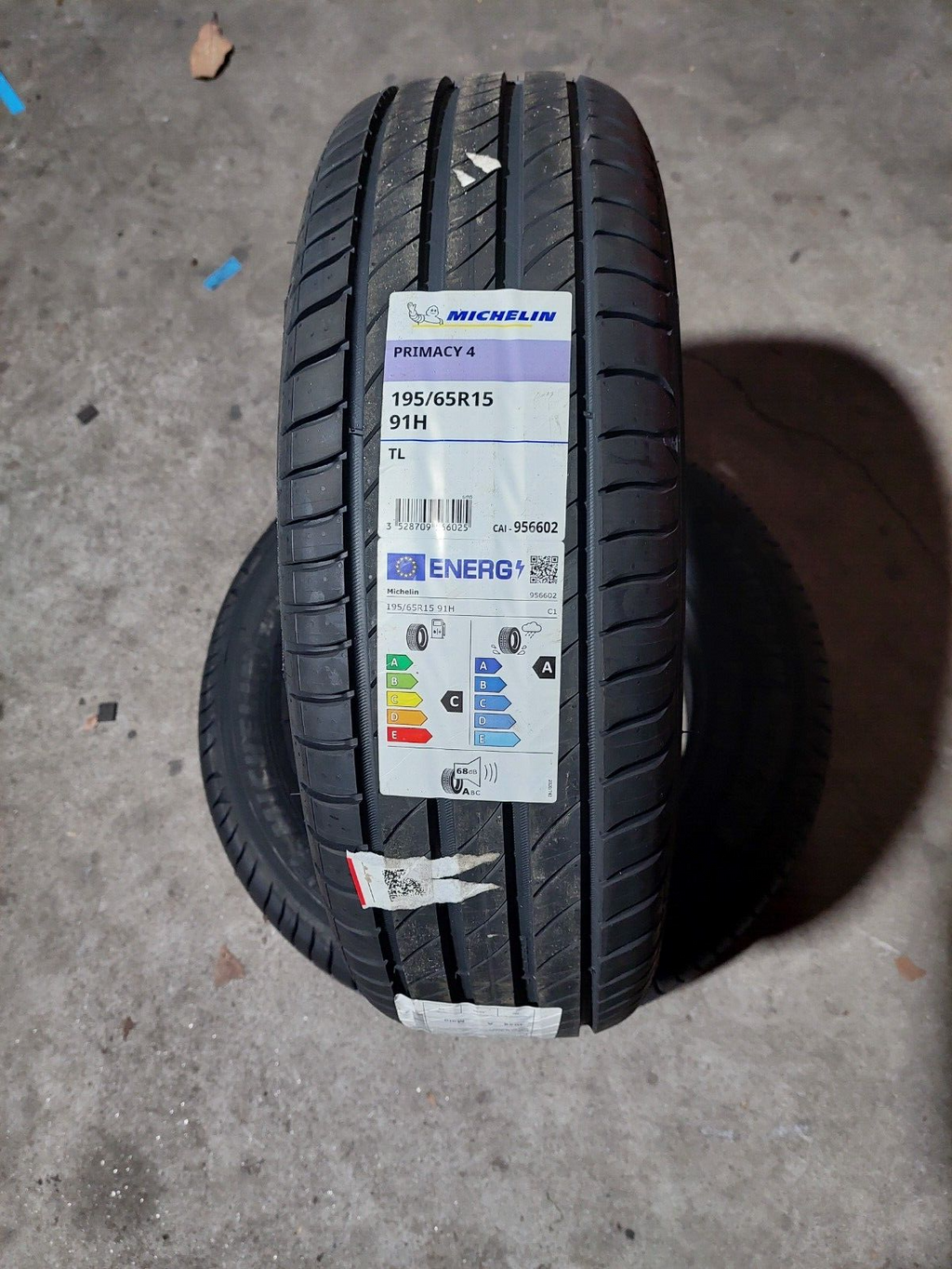 LOT 2 PNEUS MICHELIN PRIMACY 4 195/65 R15 91H NEUFS – ÉTÉ – ULTRA SILENCIEUX –