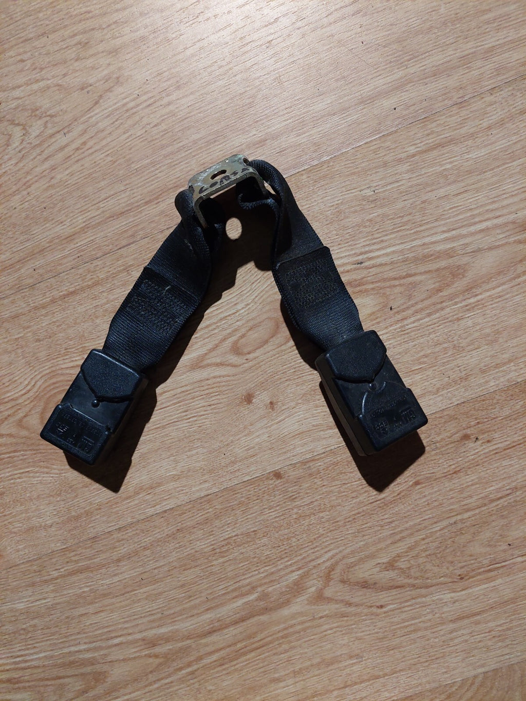 BOUCLE CEINTURE ARRIÈRE CENTRALE OPEL CORSA B 90359919B ORIGINE GM DOUBLE ATTACH