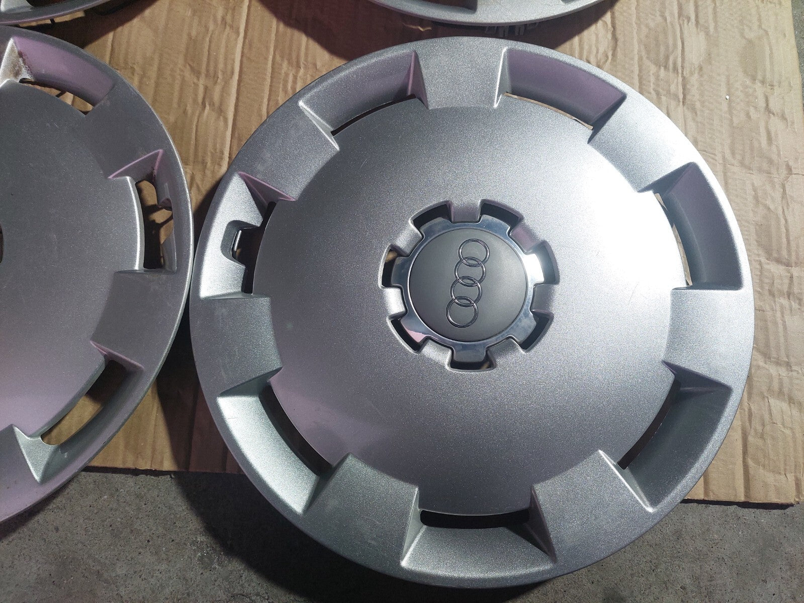 “4 Enjoliveurs Audi A3 8P 16 Pouces 8P0601147A Originaux OEM Jantes Acier”