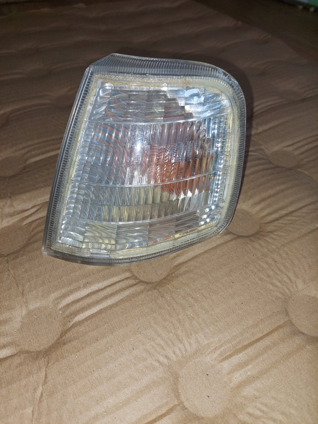Clignotant Avant Gauche Peugeot 405 I 15B 1987–1992