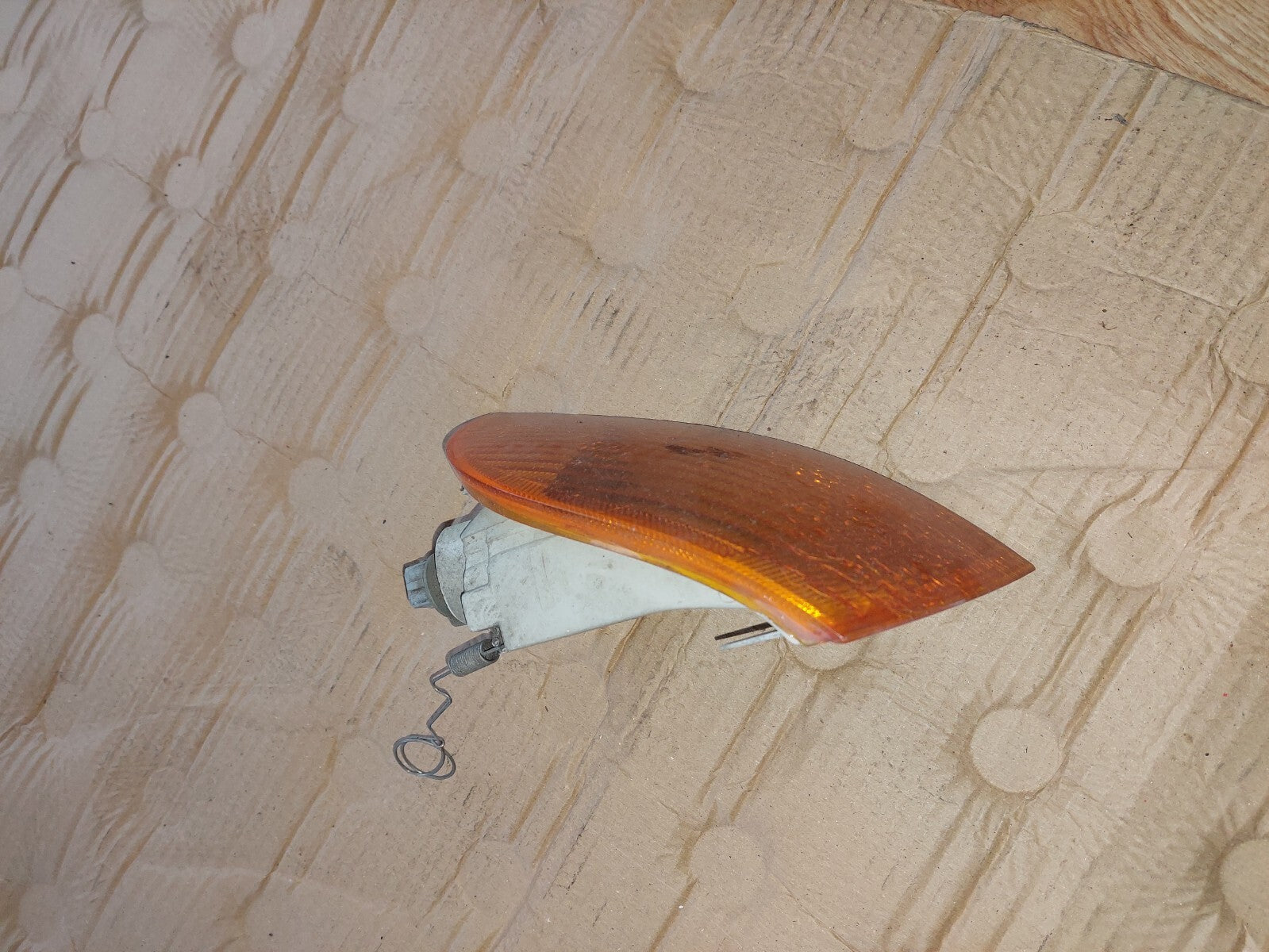 Clignotant avant gauche pour FIAT PUNTO 176 de 1994 a 1999