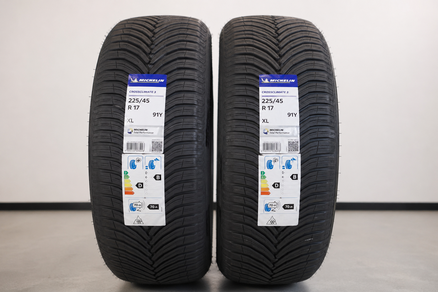 LOT 2 PNEUS MICHELIN CROSSCLIMATE 3 225/45 R17 91Y XL 3PMSF NEUFS